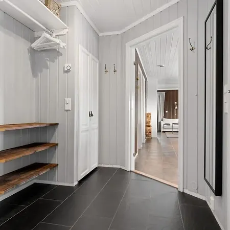 Ski-In Out Apt, Fireplace And Views * Trysil