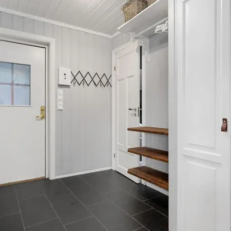 Ski-In Out Apt, Fireplace And Views * Trysil